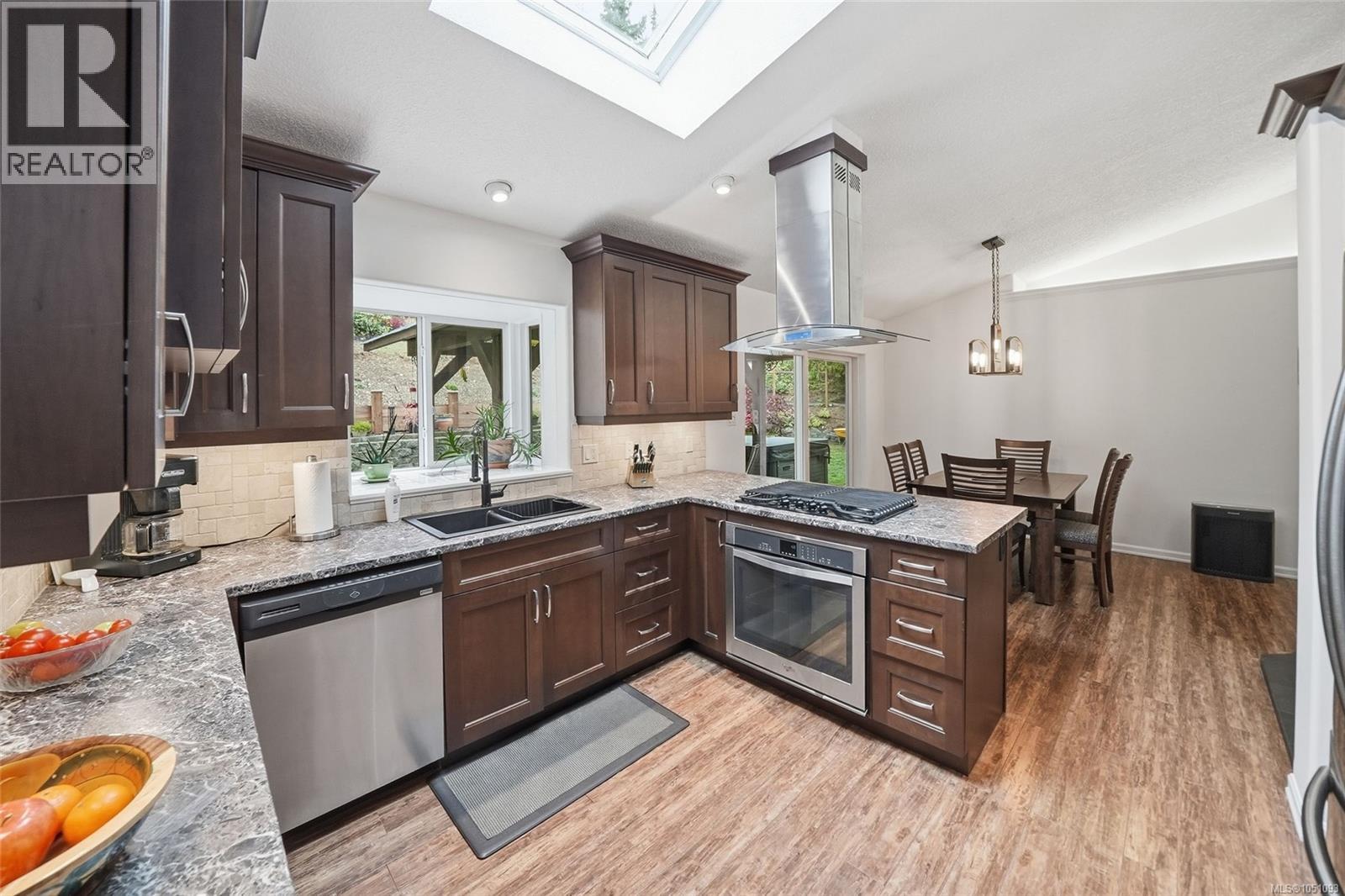 1580 Meadowood Way Property Photo 27