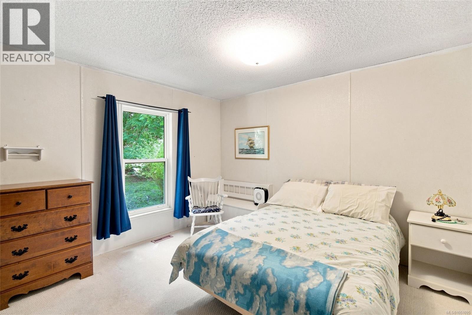 1115 Symons Cres Property Photo 27