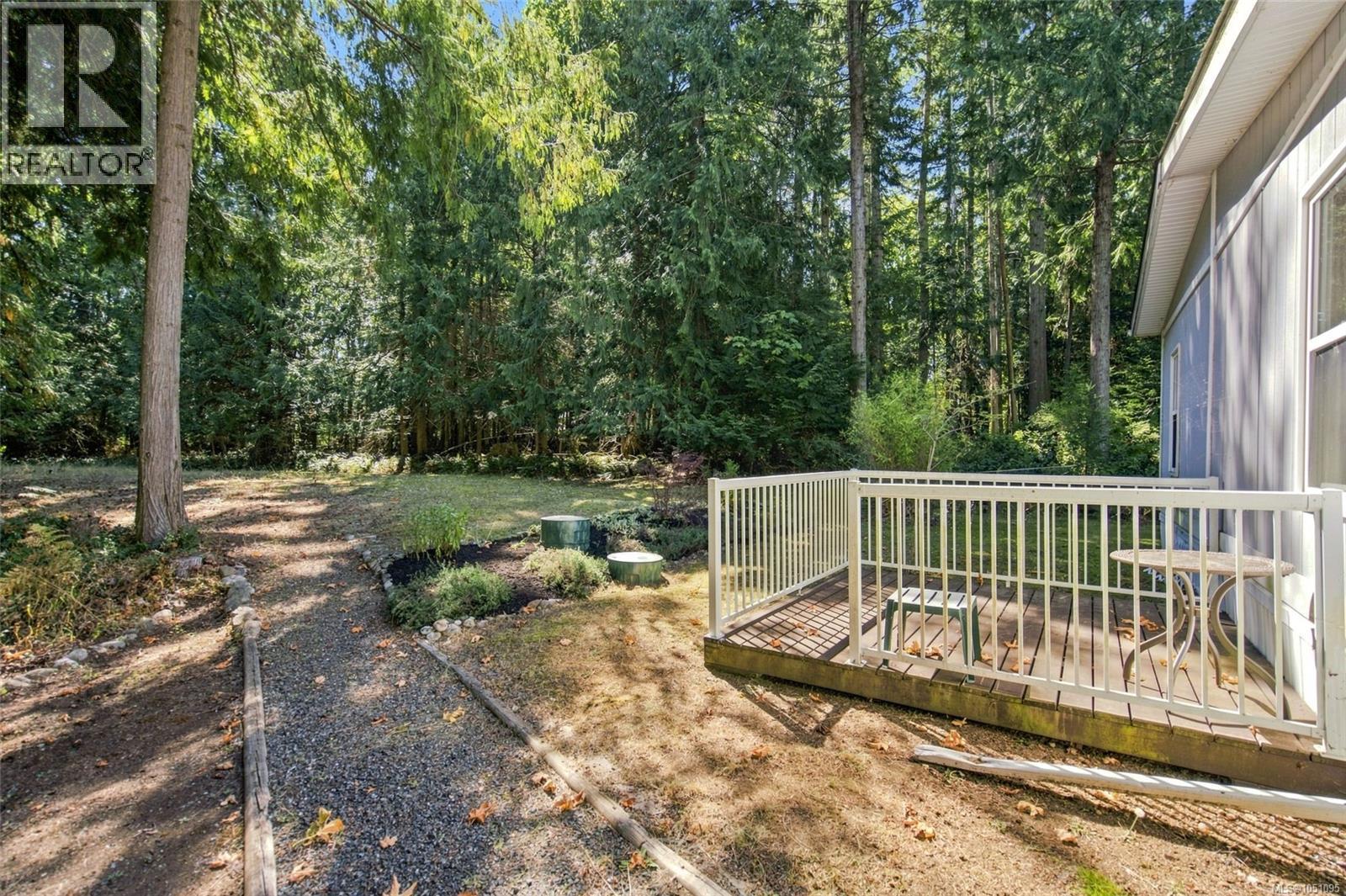 1115 Symons Cres Property Photo 37