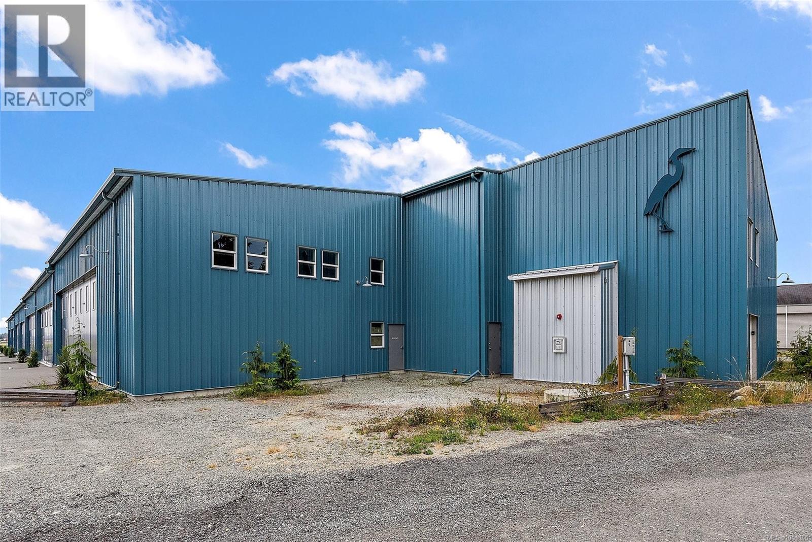 21 1663 Mills Rd Property Photo 18