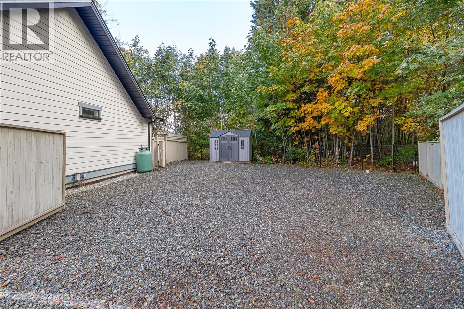 3800 Creekside Dr Property Photo 13
