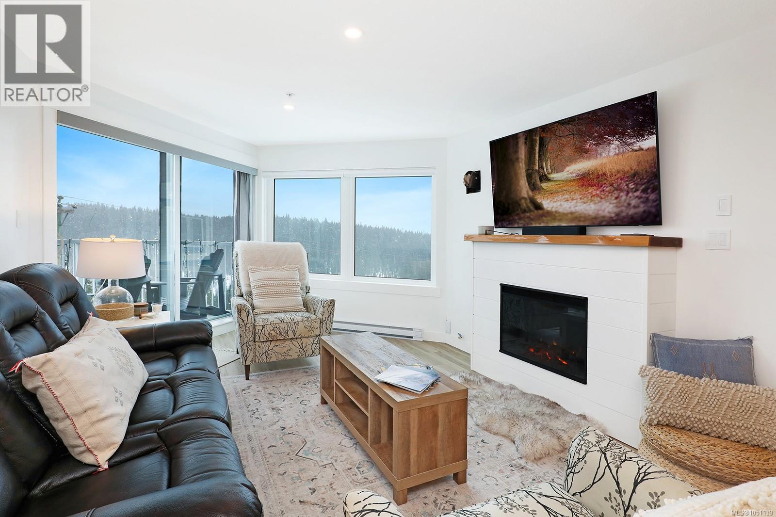 212 1320 Henry Rd Property Photo 6