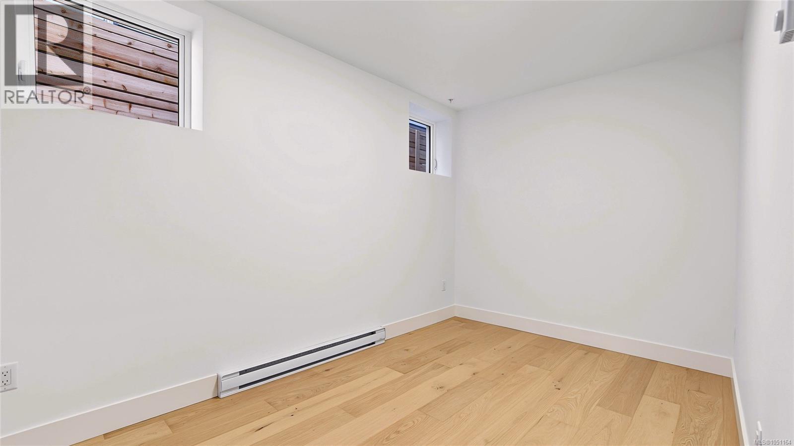 3 1721 Adanac St Property Photo 11
