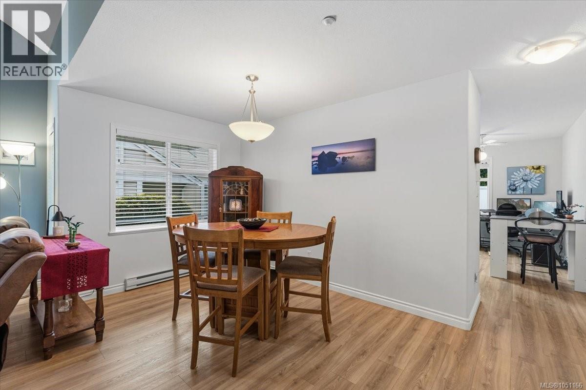 5267 Arbour Cres Property Photo 6