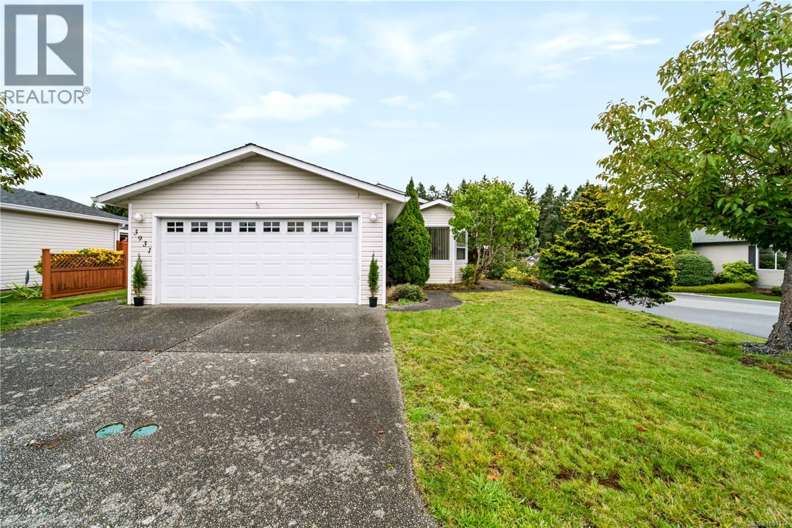 3931 Excalibur St Property Photo 1