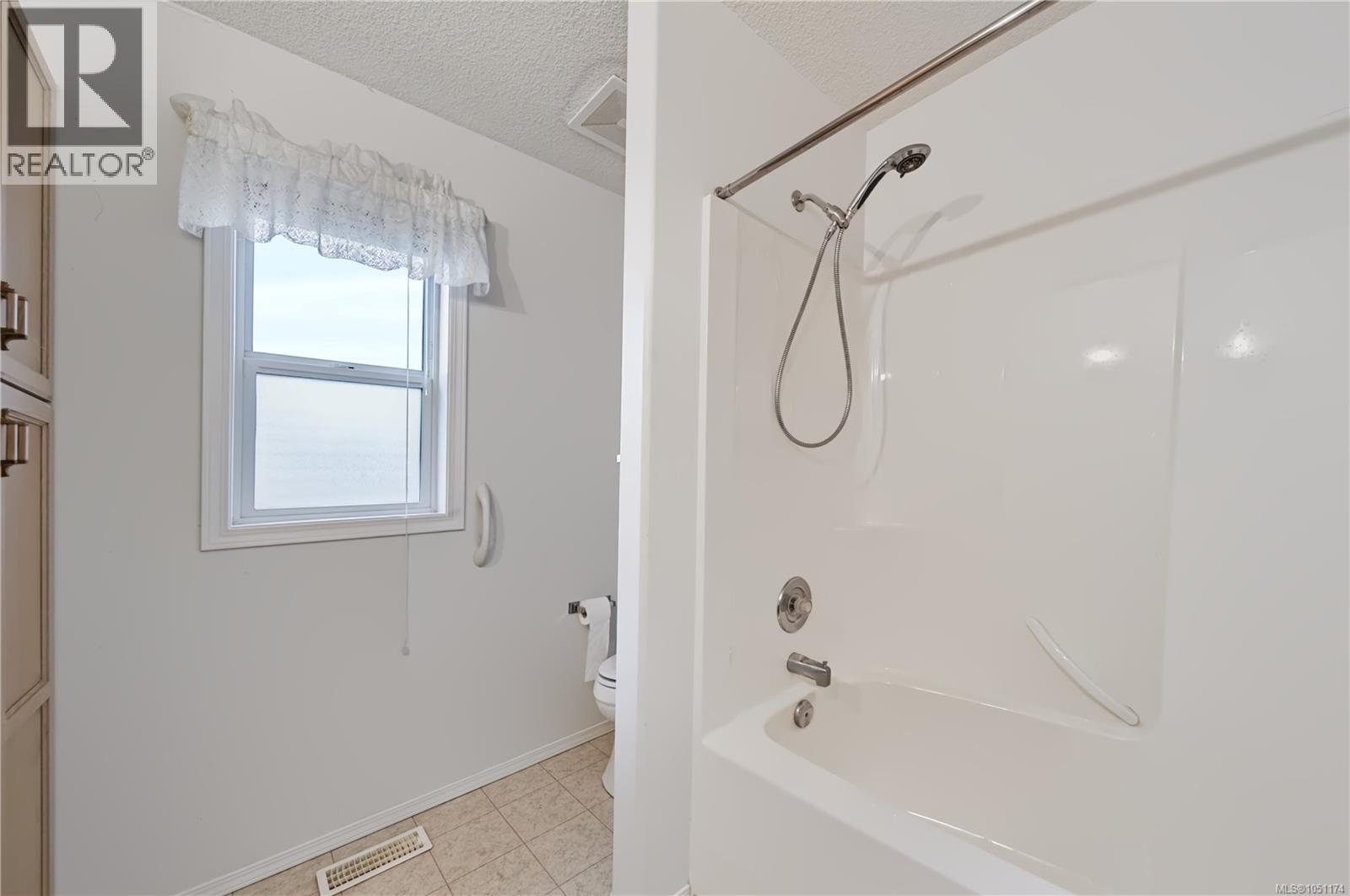 3931 Excalibur St Property Photo 11