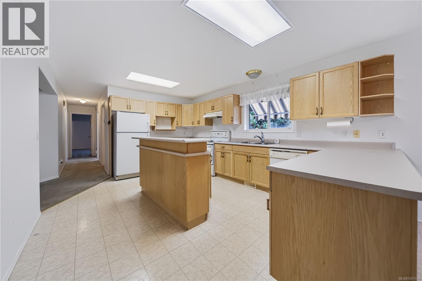3931 Excalibur St Property Photo 19