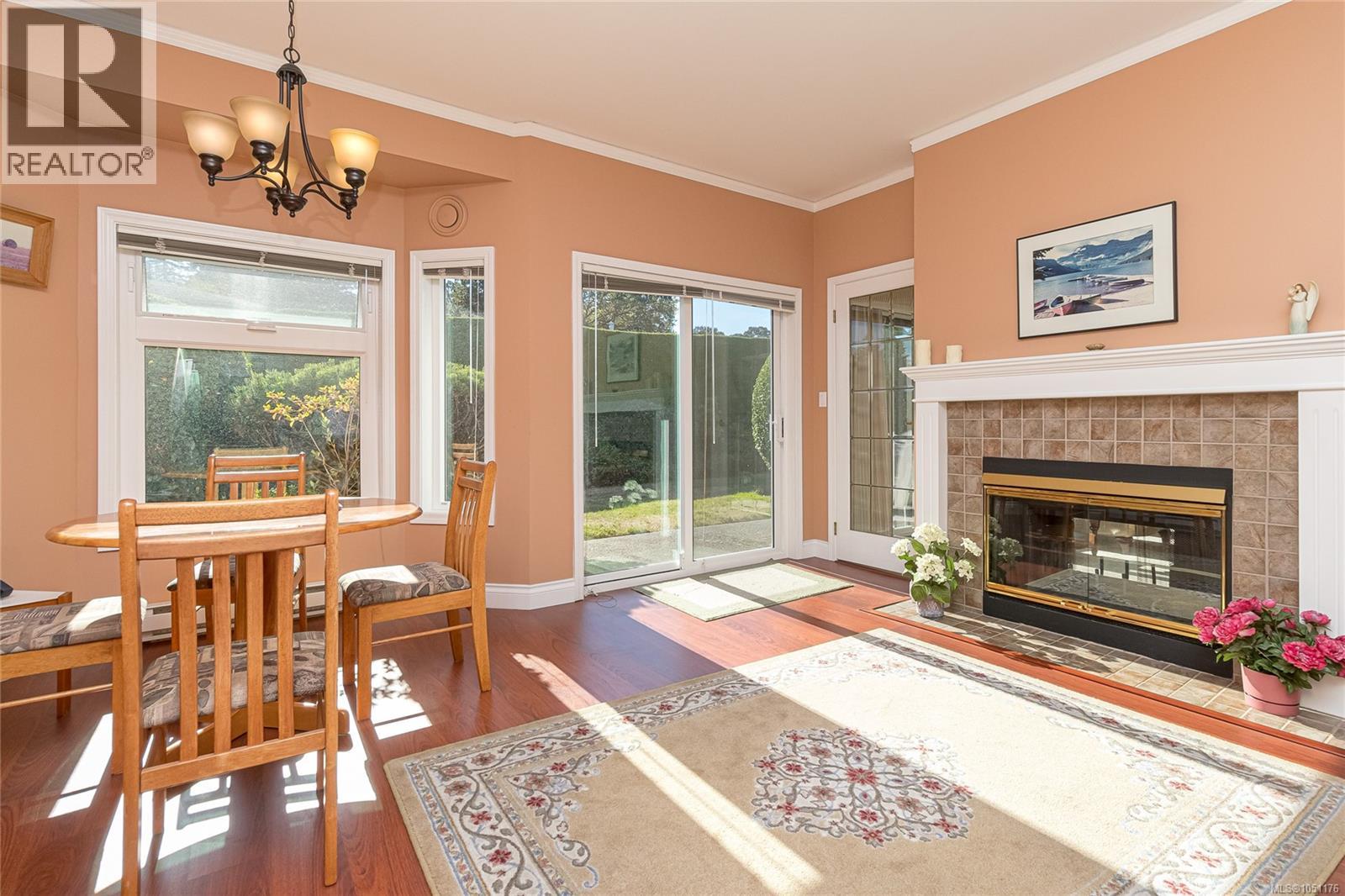 13 4318 Emily Carr Dr Property Photo 12
