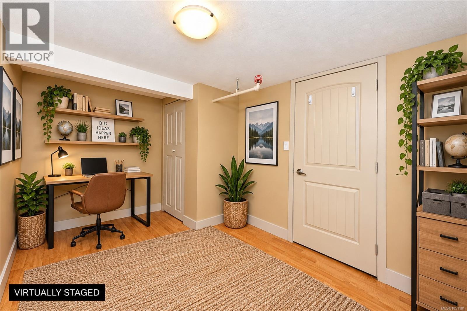 43 4061 Larchwood Dr Property Photo 18