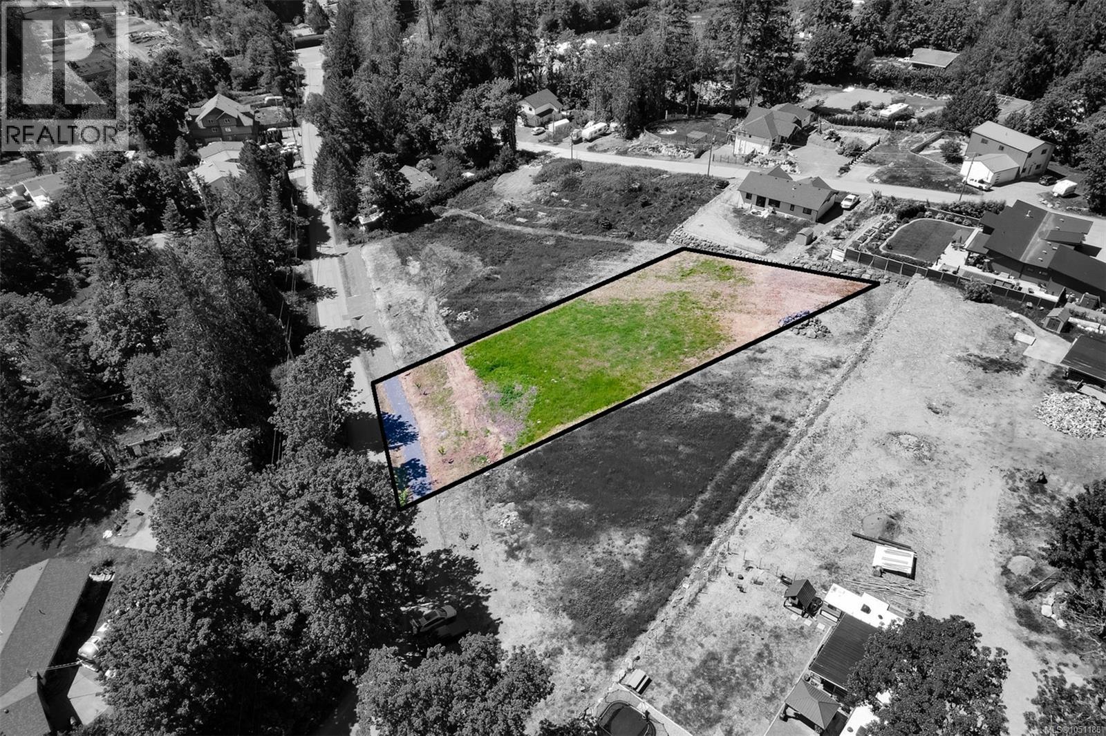 2086 Harbourview Rd Property Photo 2
