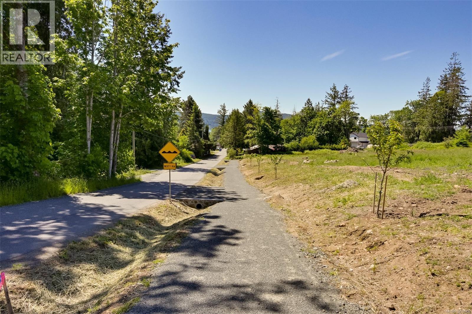 2086 Harbourview Rd Property Photo 18