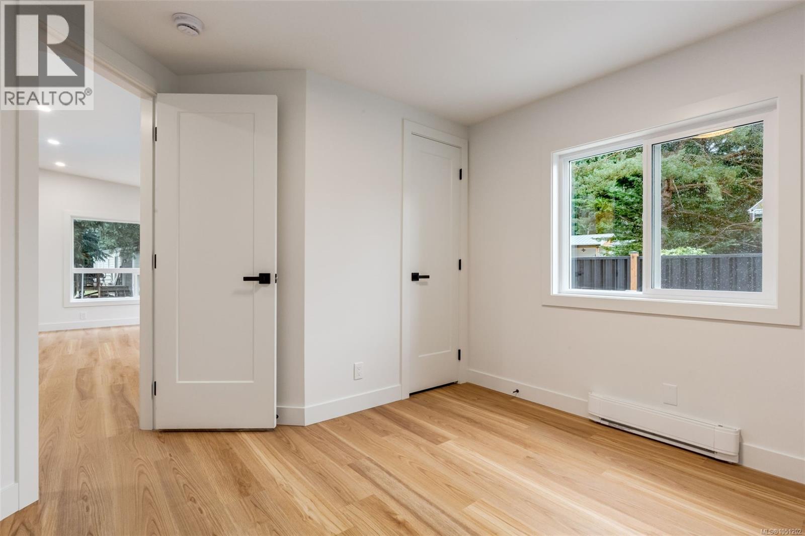 70 2785 Wallbank Rd Property Photo 22