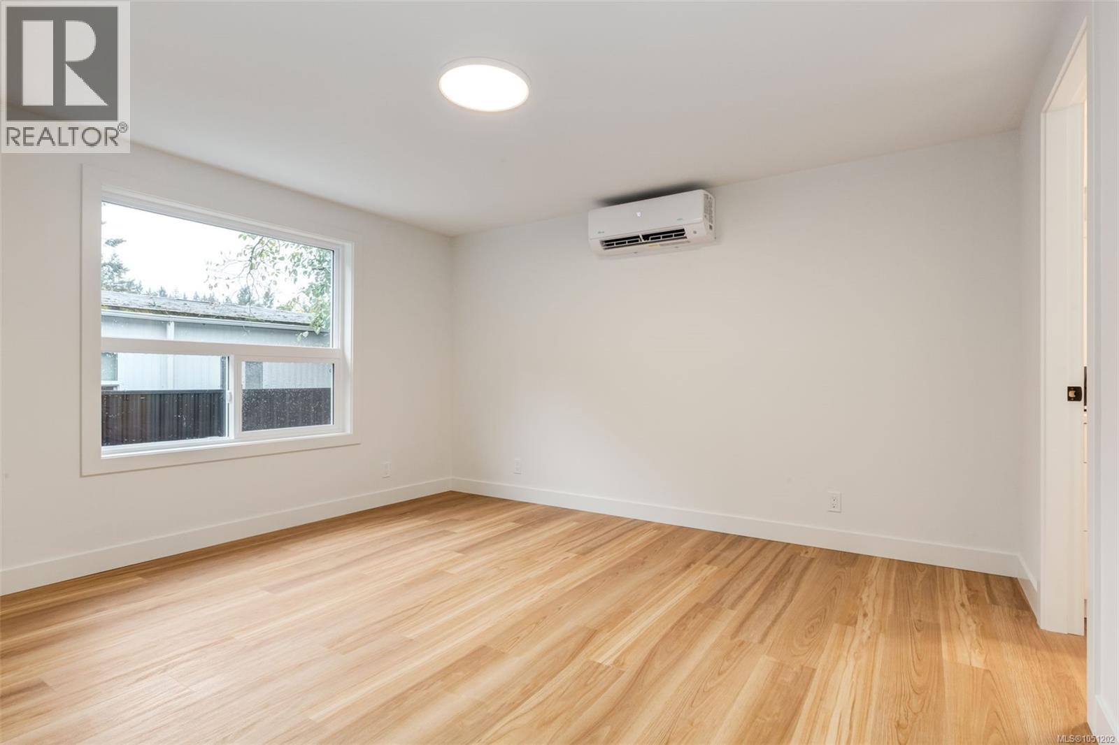 70 2785 Wallbank Rd Property Photo 24