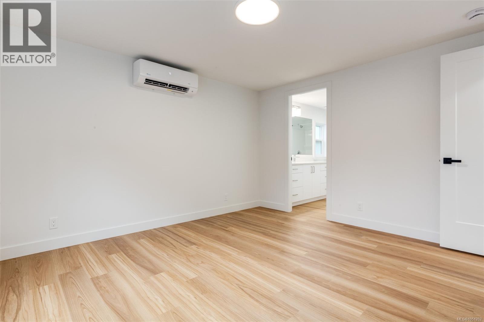 70 2785 Wallbank Rd Property Photo 25
