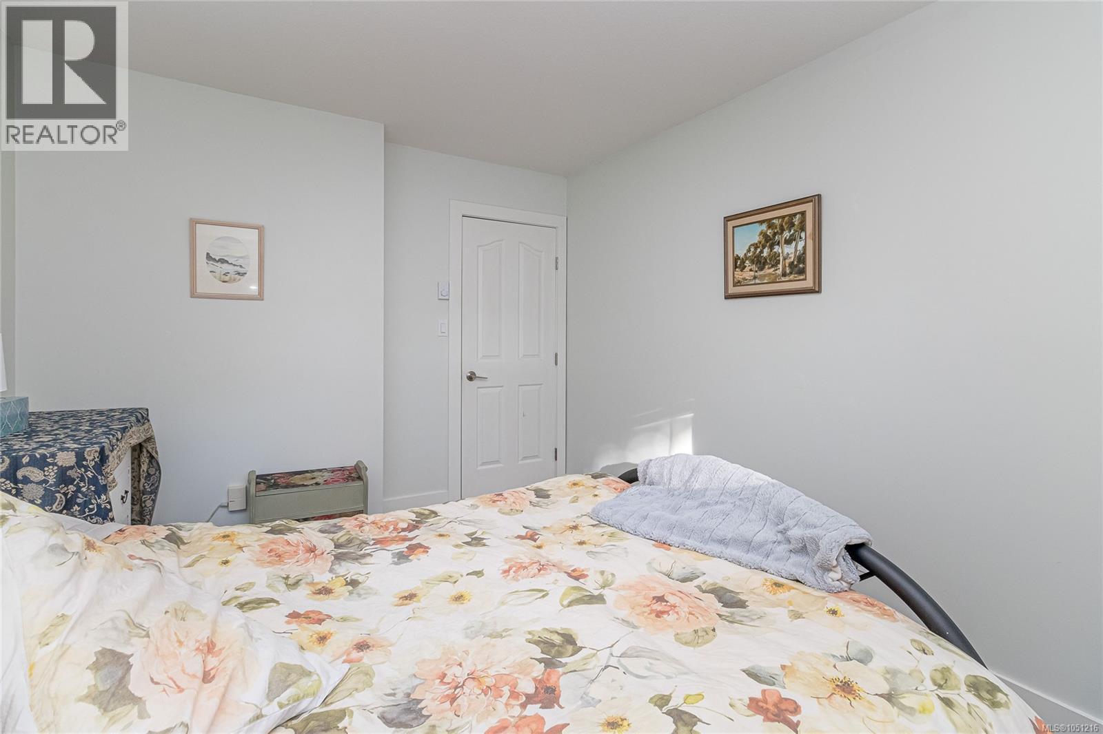 615 Sturdee St Property Photo 23