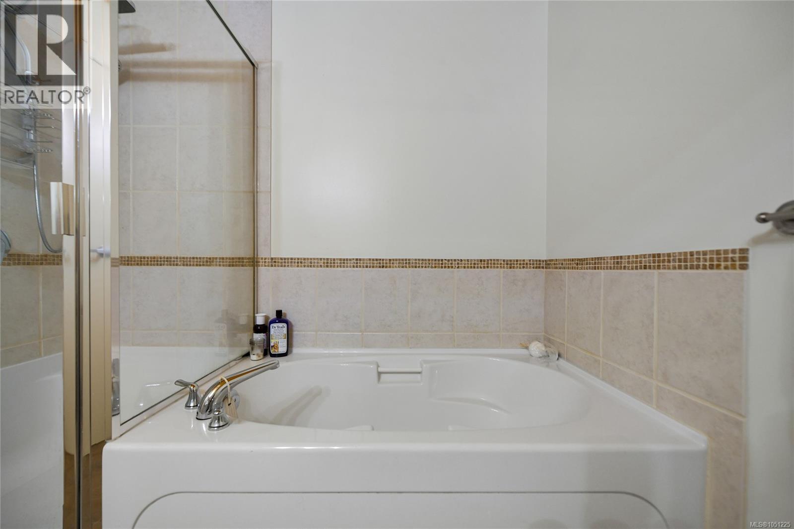 405 829 Goldstream Ave Property Photo 25