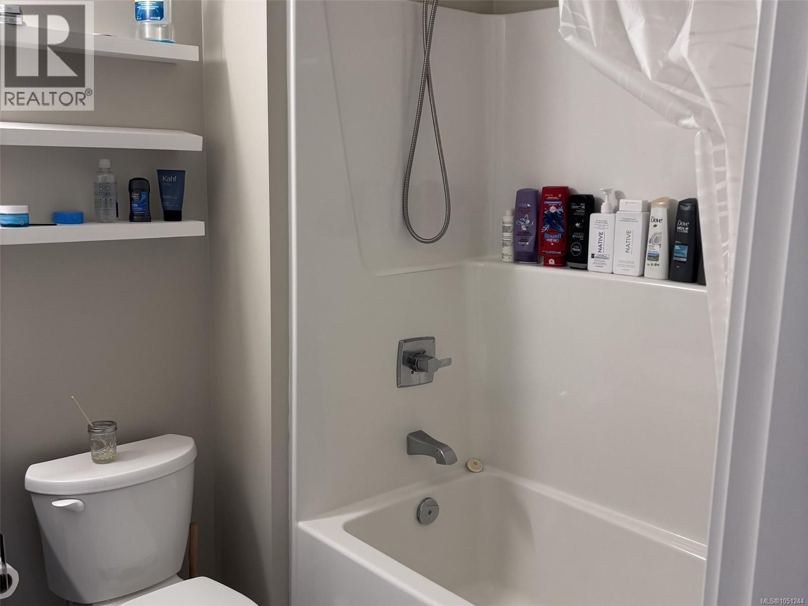 2403 Azurite Cres Property Photo 44