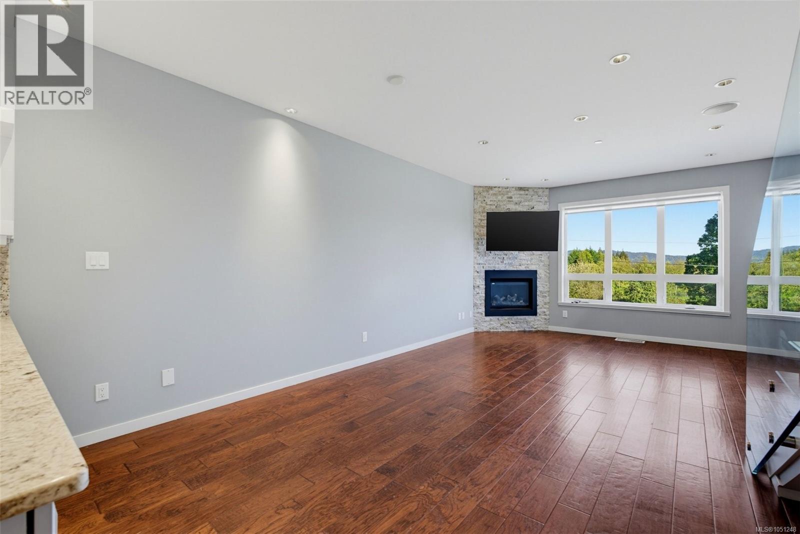 6554 Goodmere Rd Property Photo 31