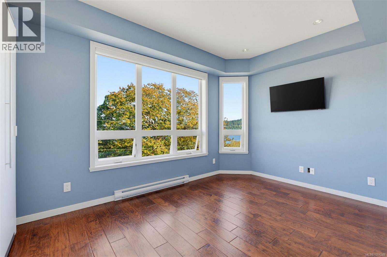 6554 Goodmere Rd Property Photo 52