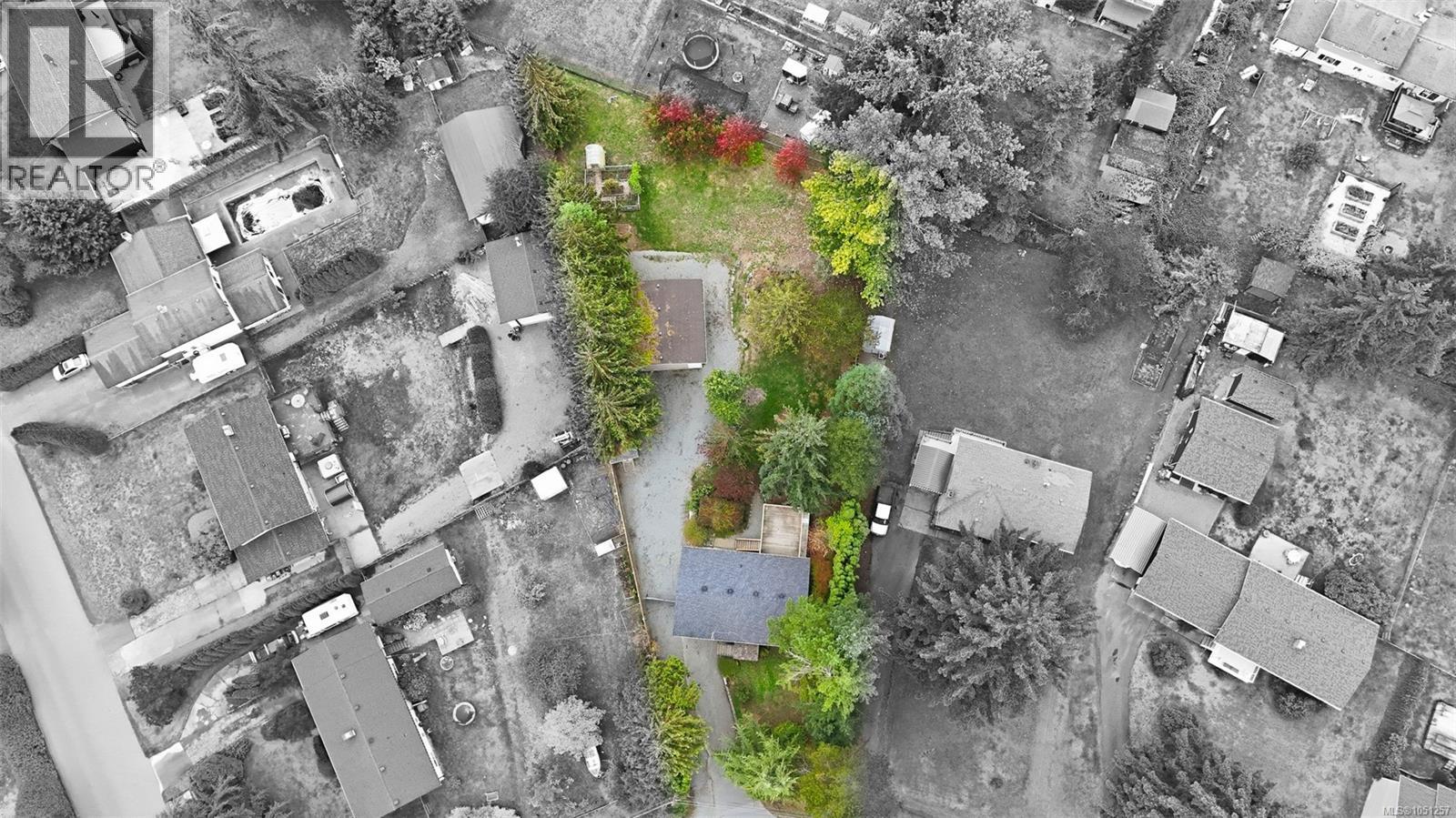 1951 Szasz Dr Property Photo 2