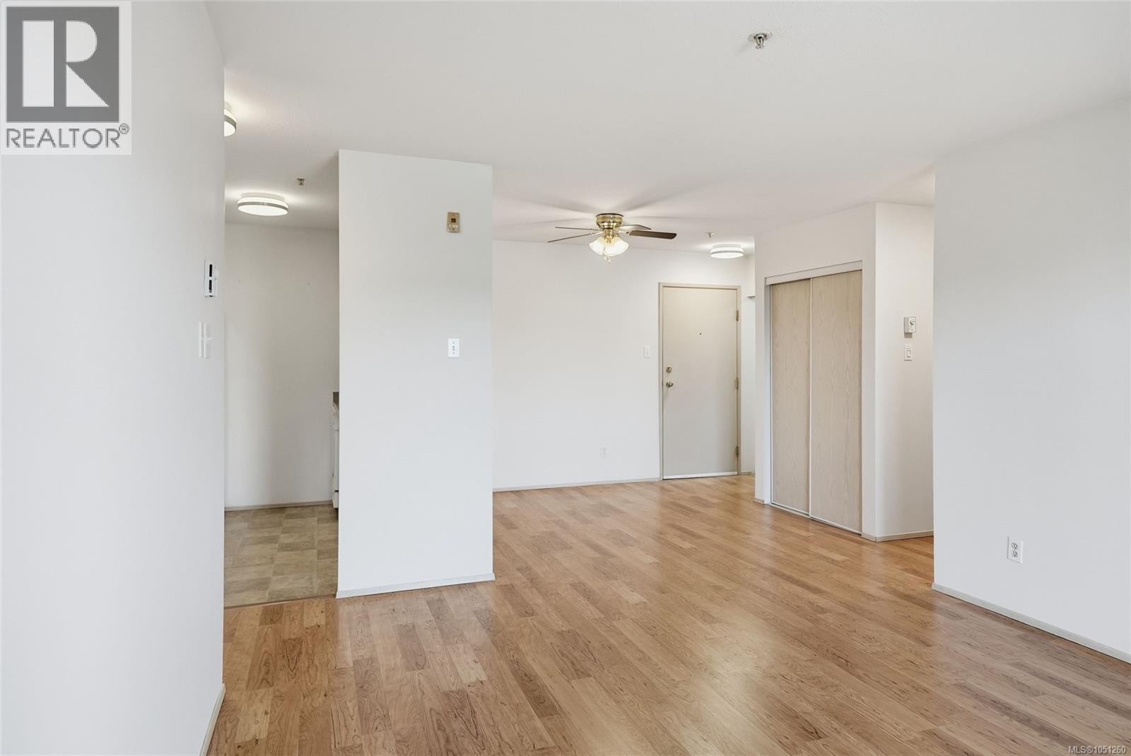 205 4971 Songbird Pl Property Photo 9