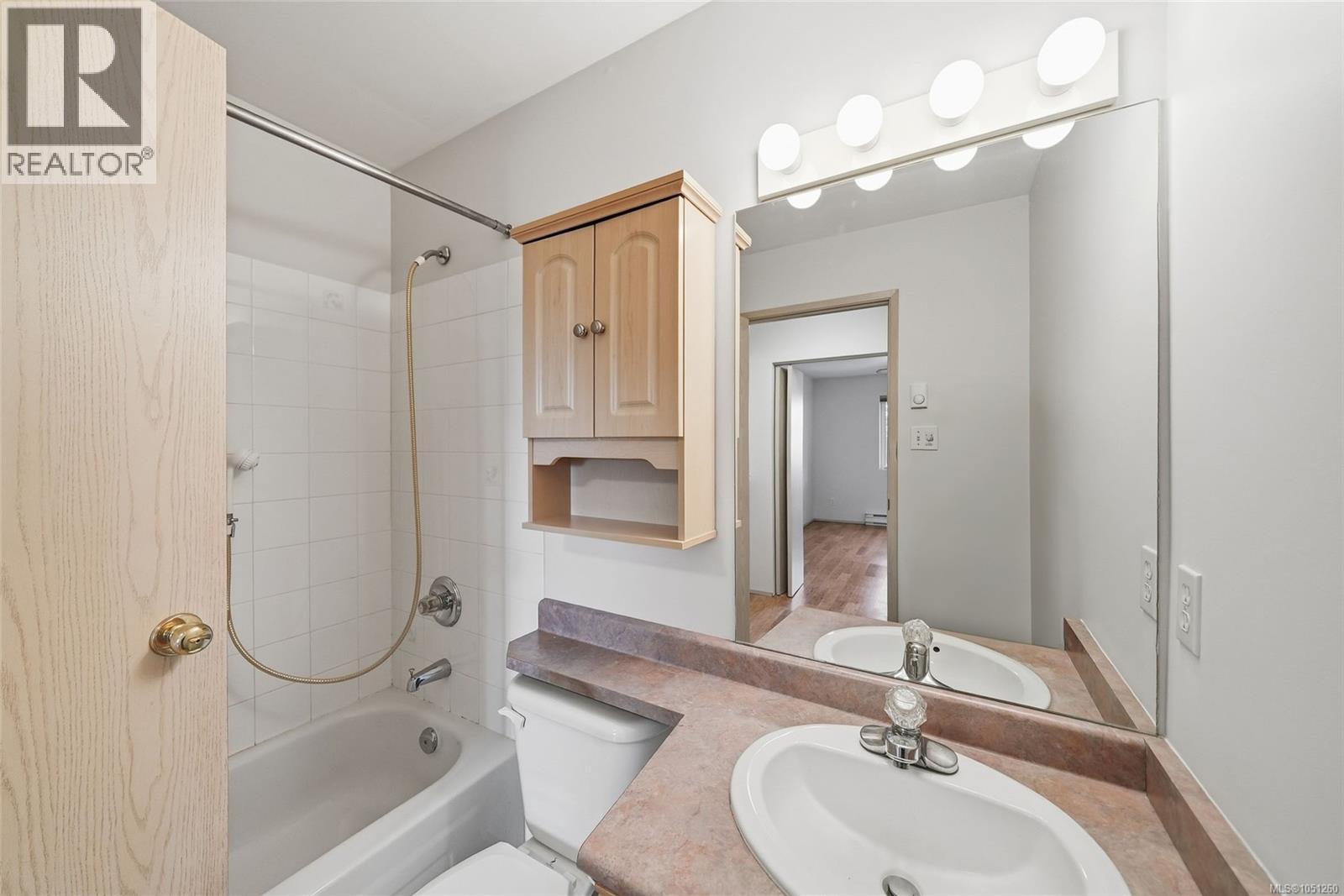 205 4971 Songbird Pl Property Photo 22