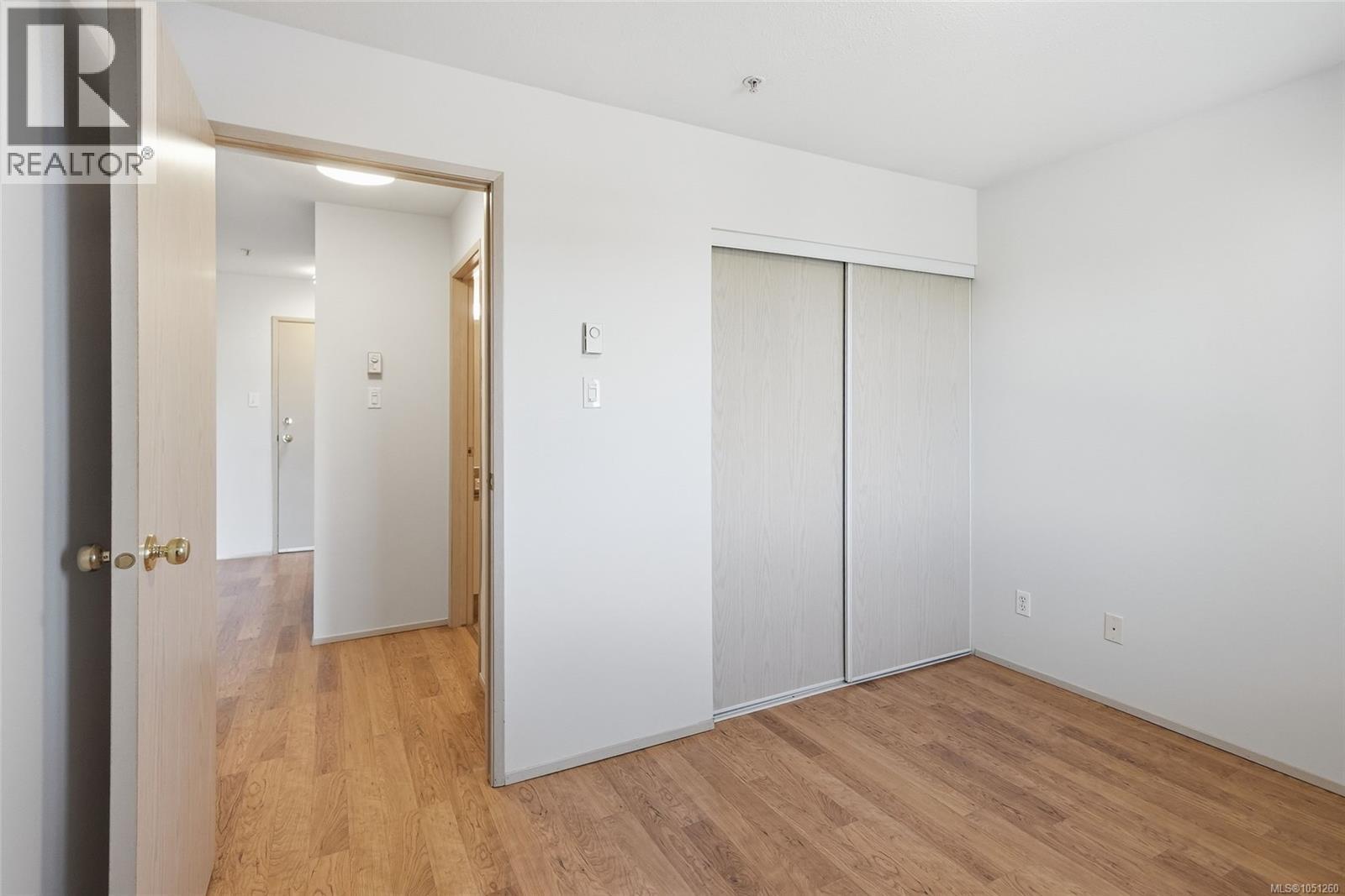 205 4971 Songbird Pl Property Photo 26