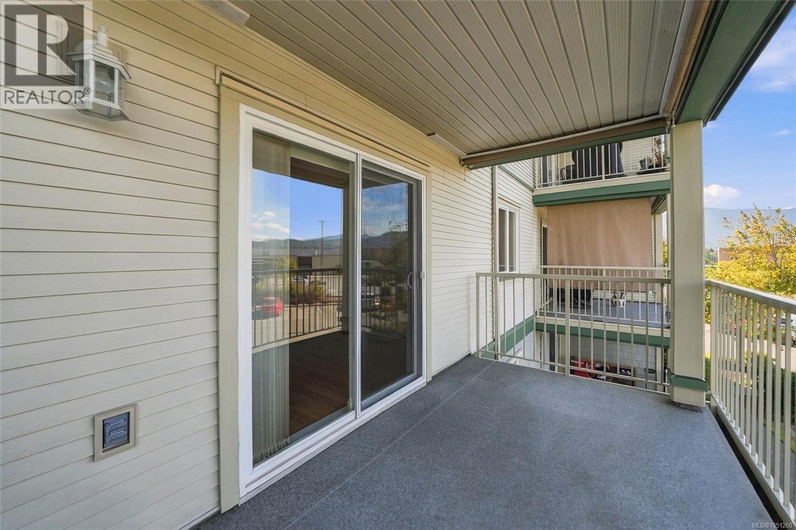 205 4971 Songbird Pl Property Photo 34