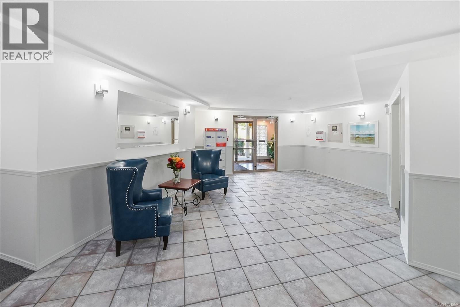 205 4971 Songbird Pl Property Photo 37