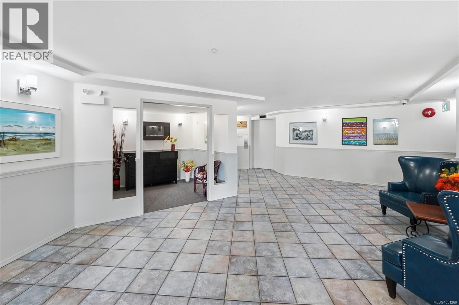205 4971 Songbird Pl Property Photo 38