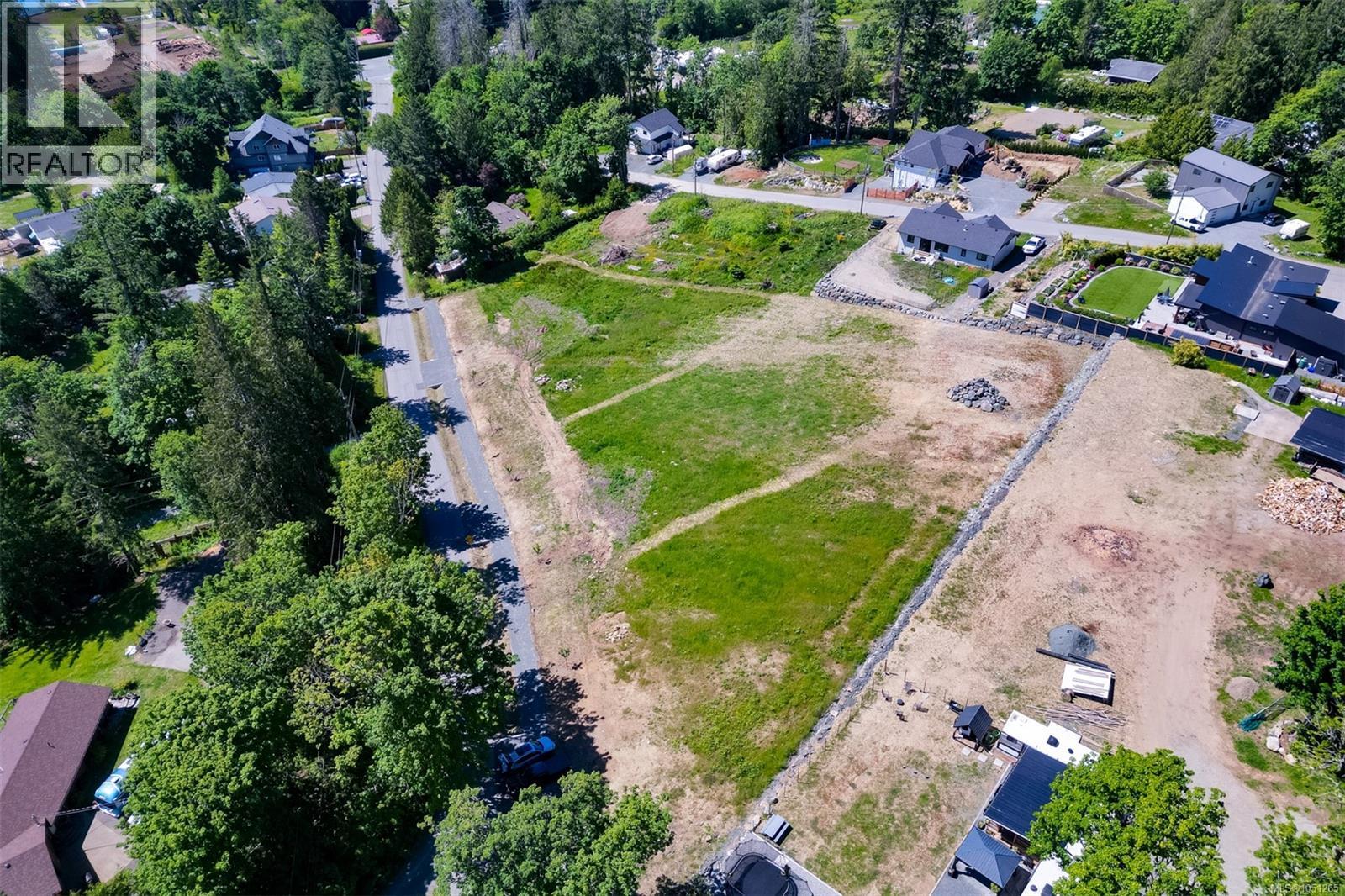 2080 Harbourview Rd Property Photo 2