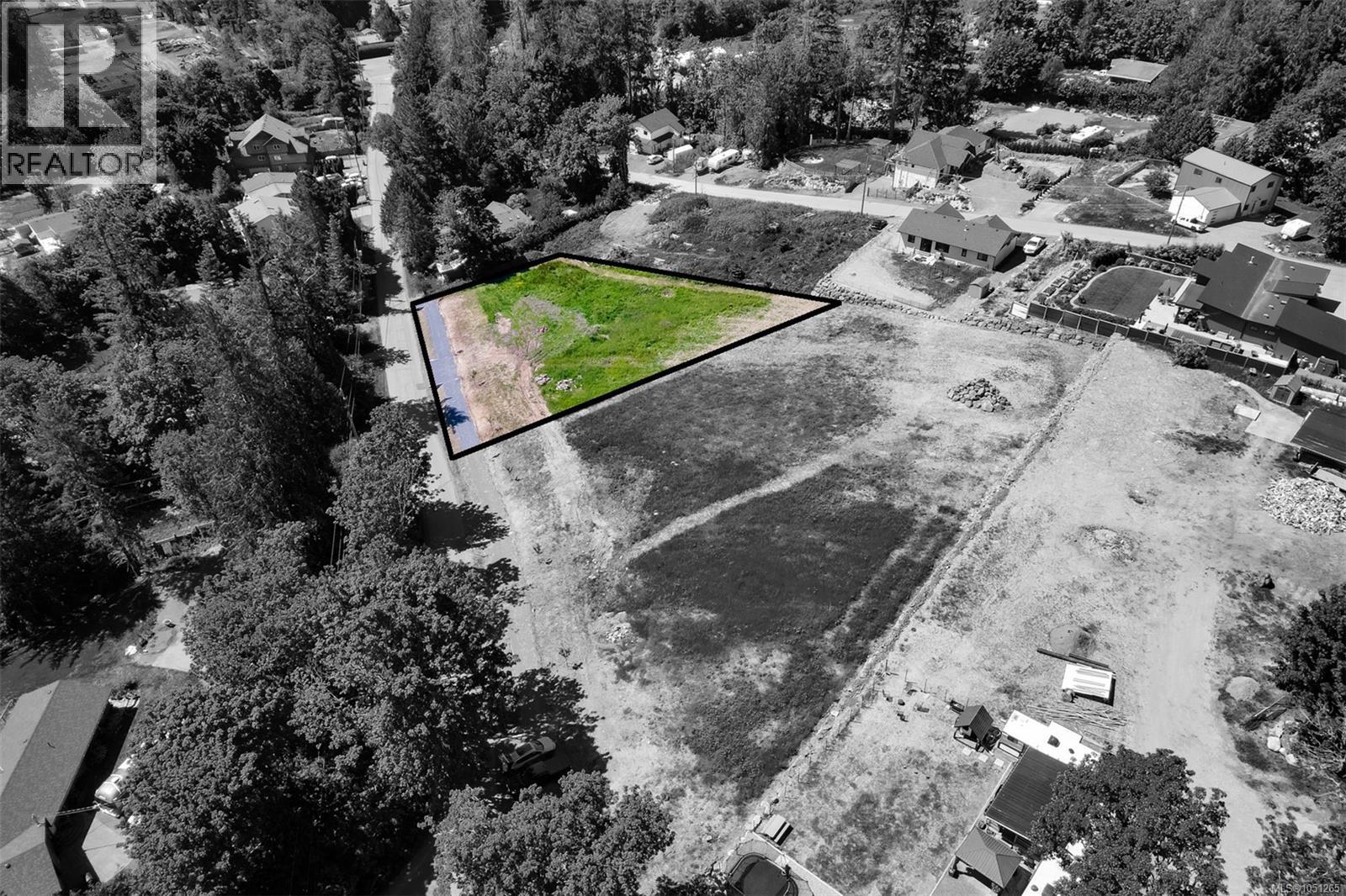 2080 Harbourview Rd Property Photo 3