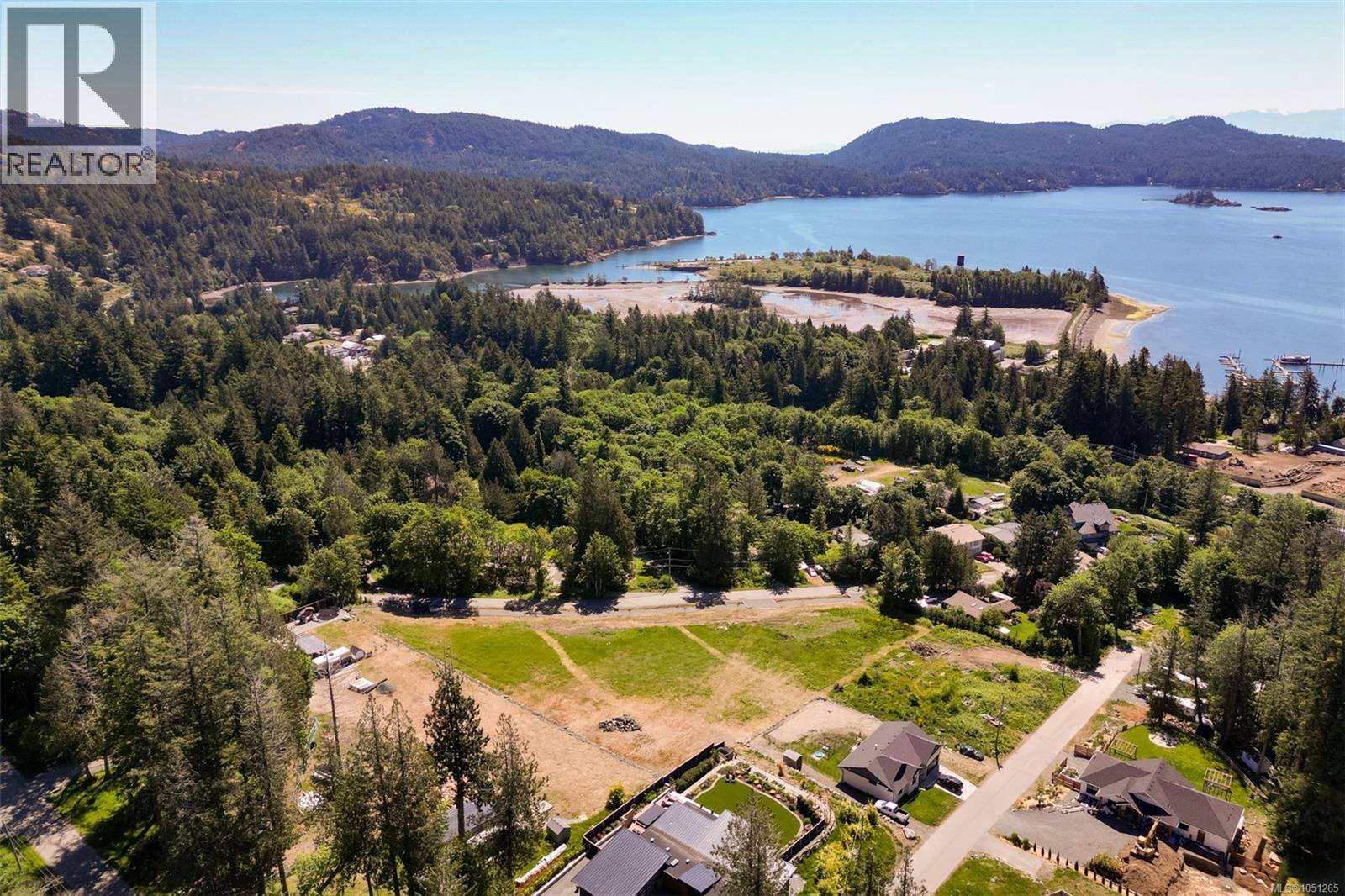 2080 Harbourview Rd Property Photo 8