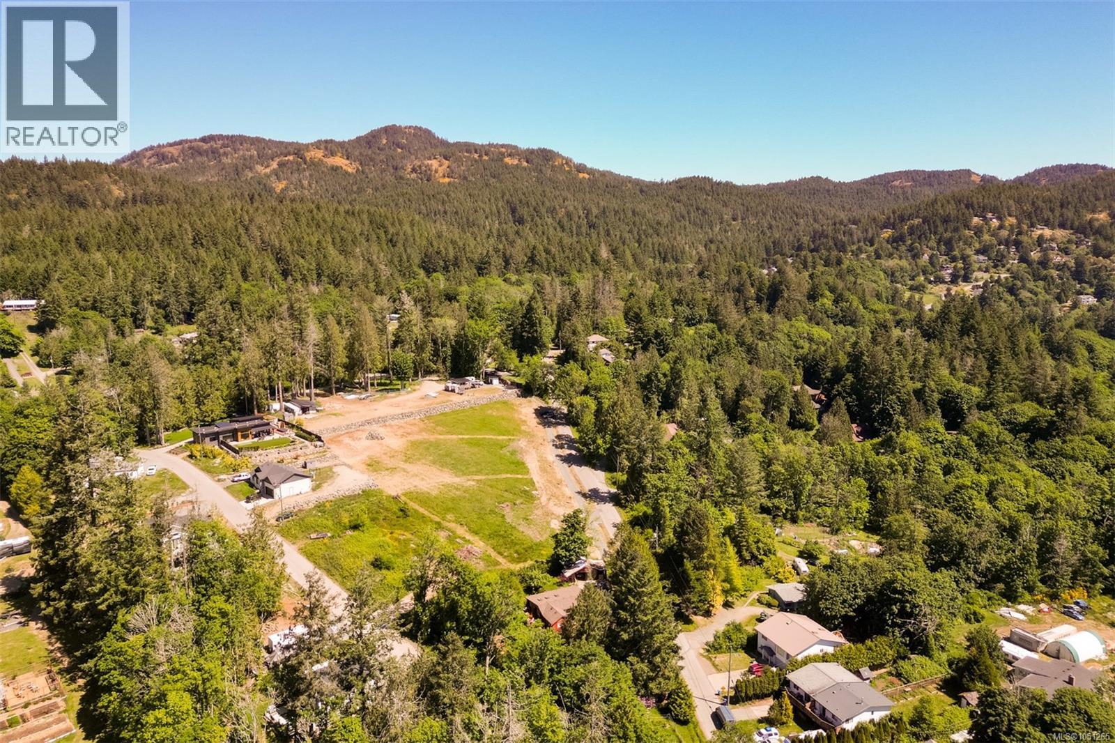 2080 Harbourview Rd Property Photo 12