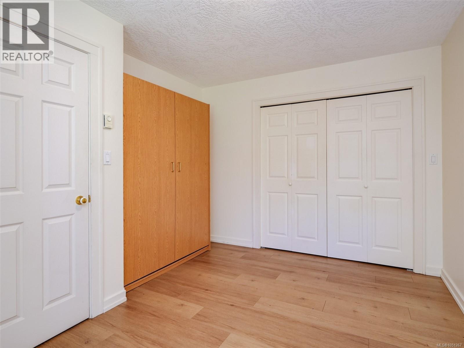 1040 Alston St Property Photo 20