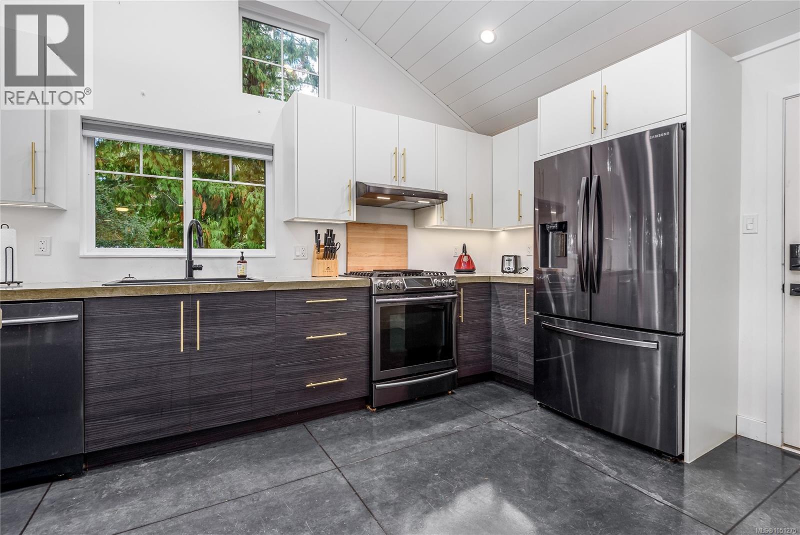 111 Horbury Rd Property Photo 15