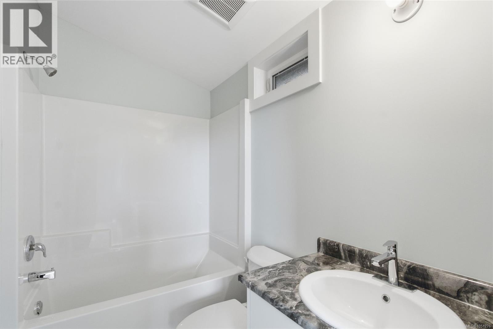 124 Ray Knight Dr Property Photo 16