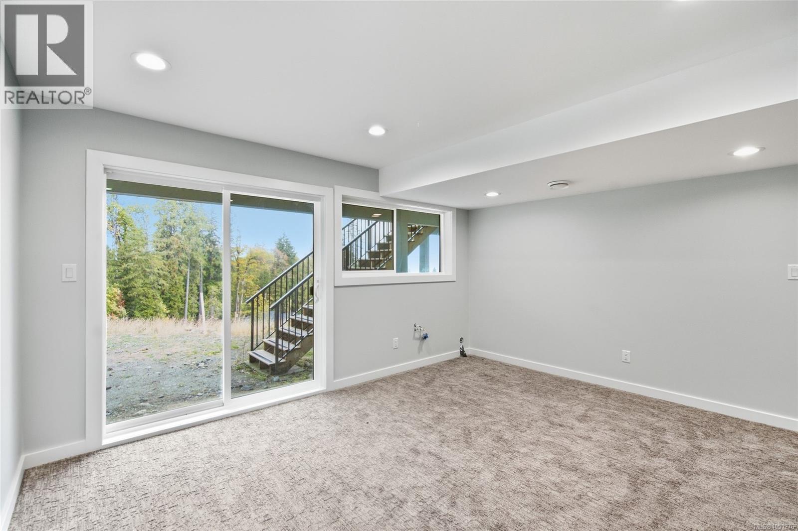 124 Ray Knight Dr Property Photo 24