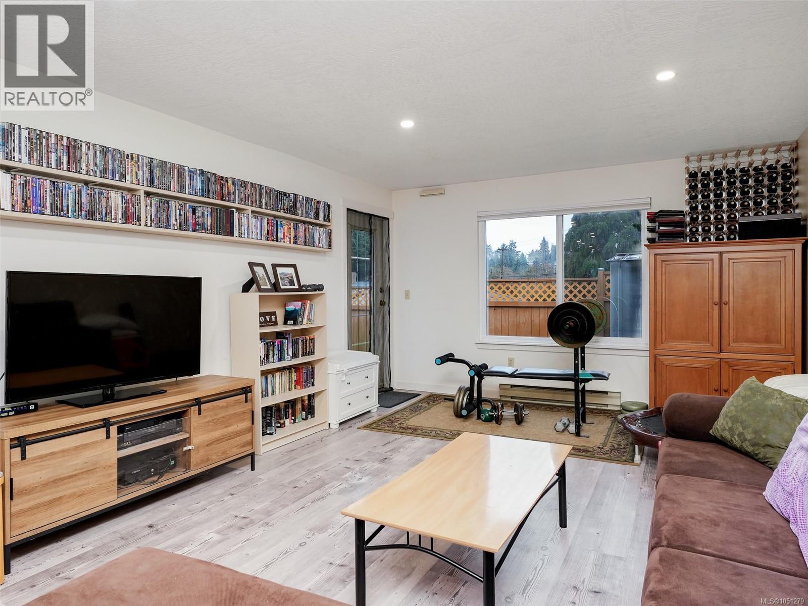 65 4125 Interurban Rd Property Photo 3