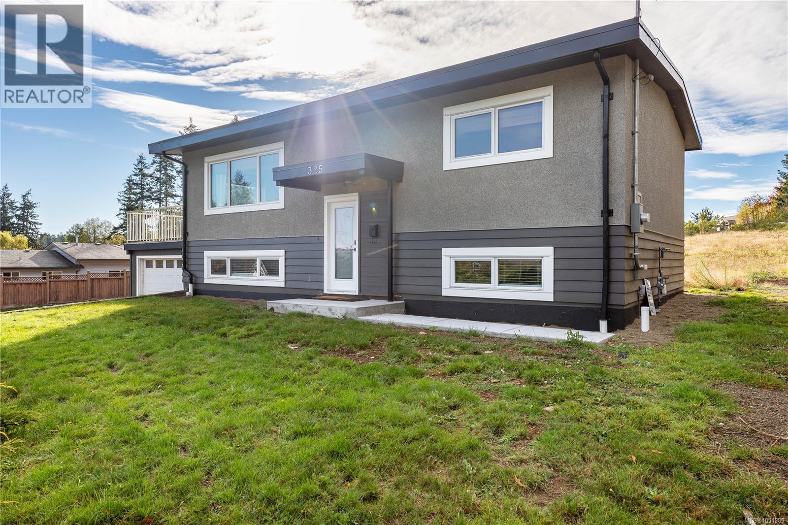 325 Twillingate Rd Property Photo 2