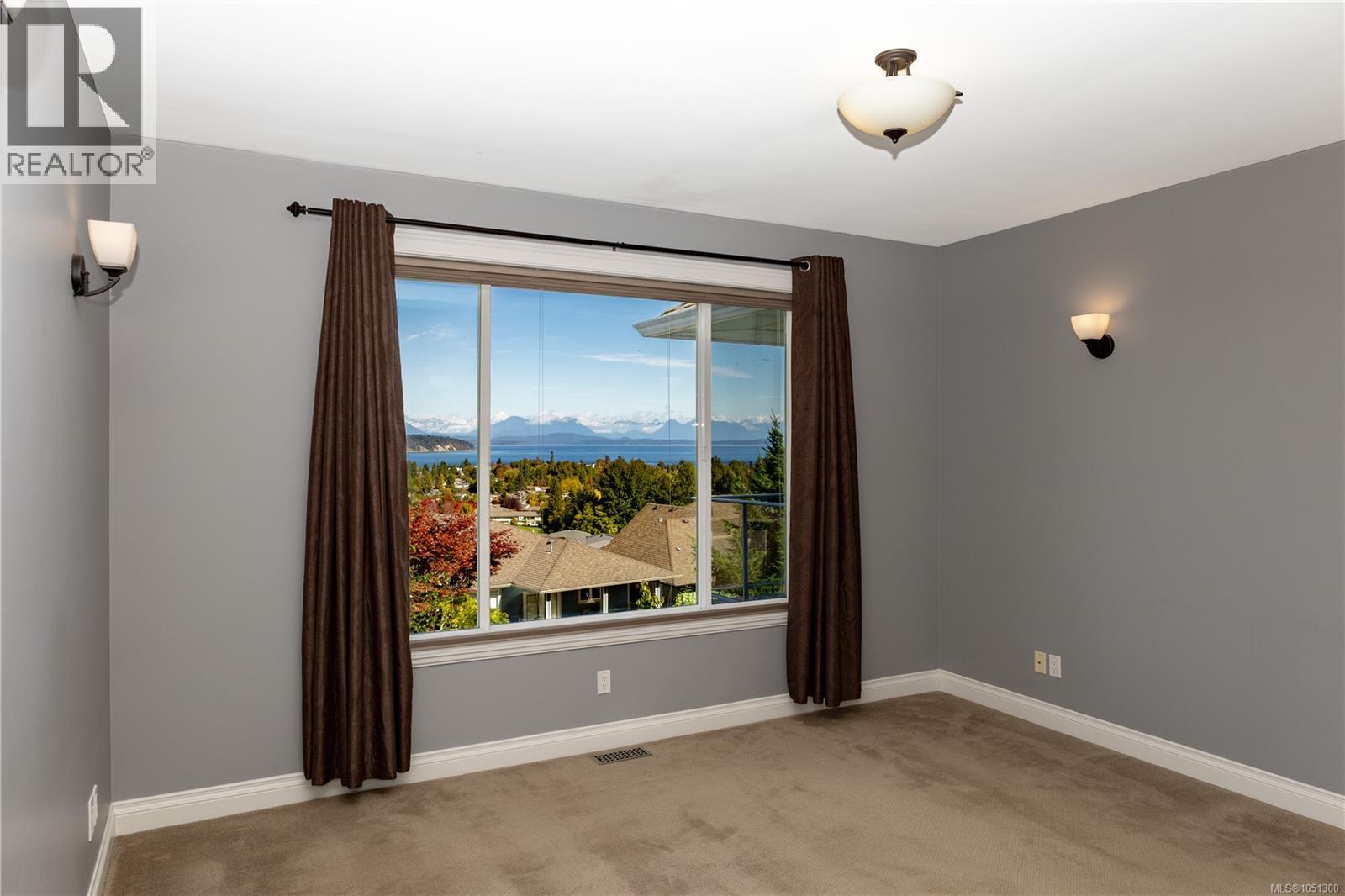 696 Pacific Heights Lane Property Photo 33