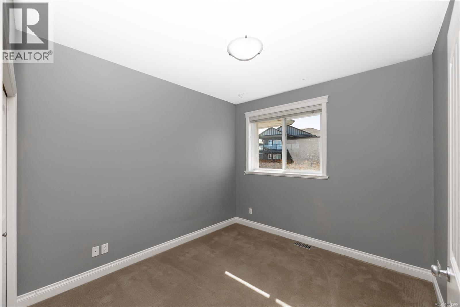 696 Pacific Heights Lane Property Photo 46