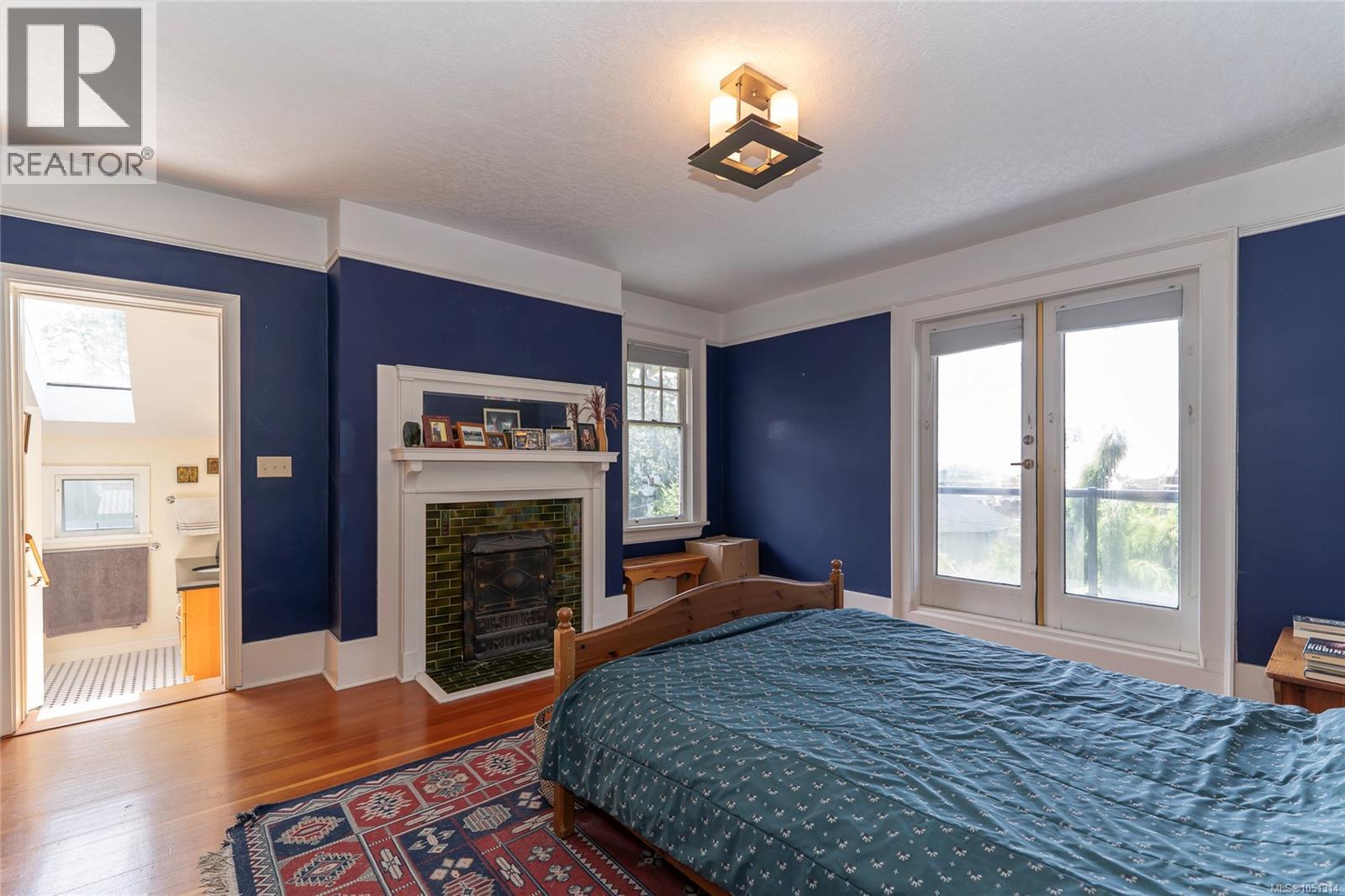 1377 Rockland Ave Property Photo 38