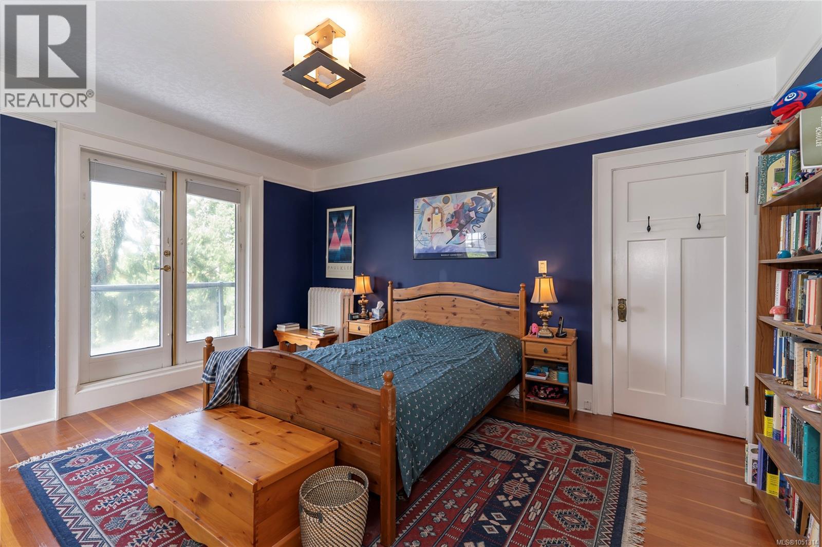 1377 Rockland Ave Property Photo 40