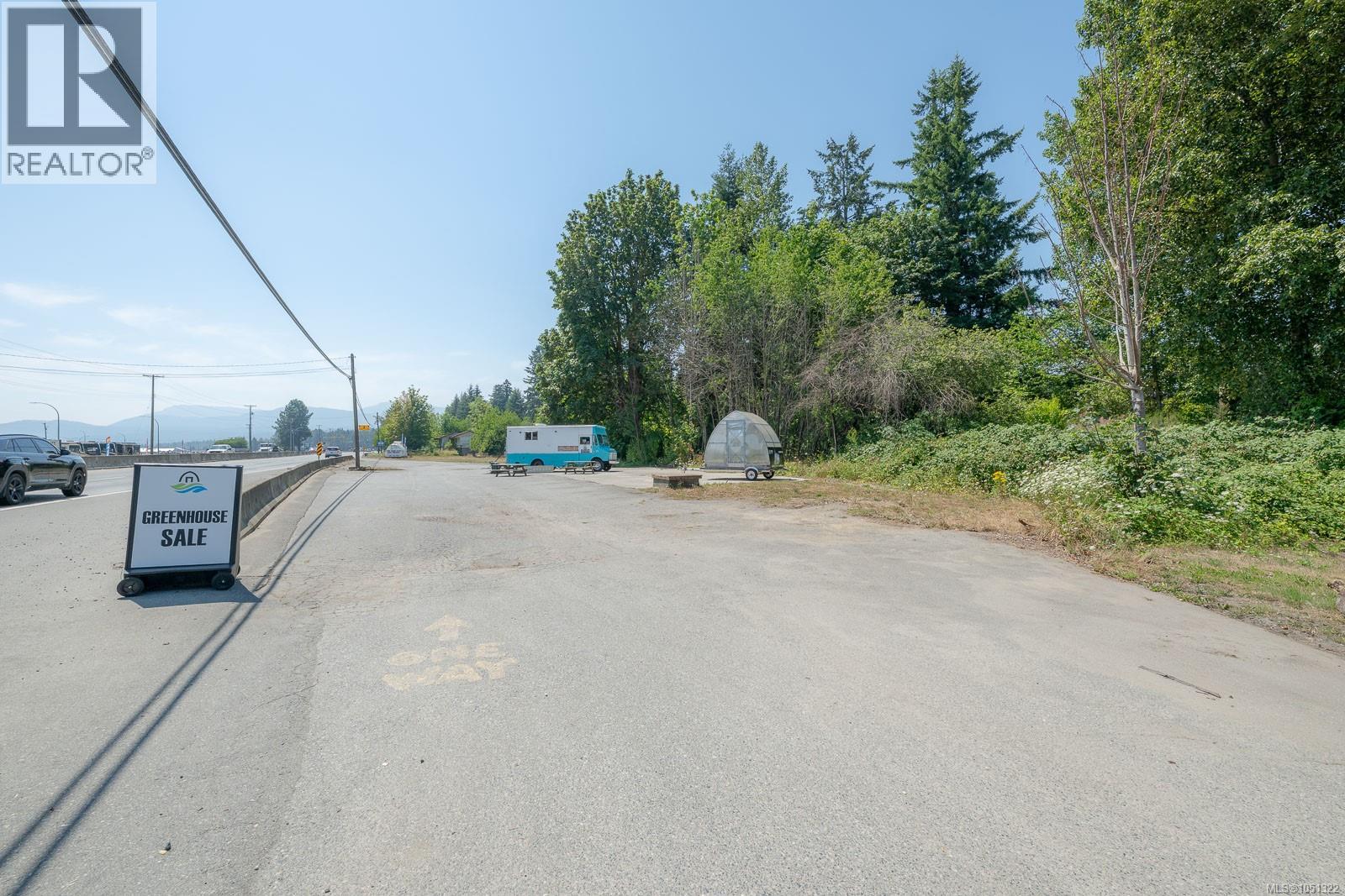 3251 Trans Canada Hwy Property Photo 6