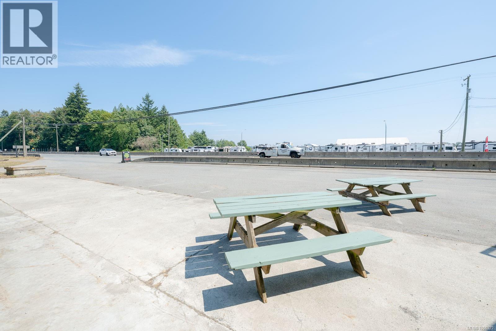 3251 Trans Canada Hwy Property Photo 11