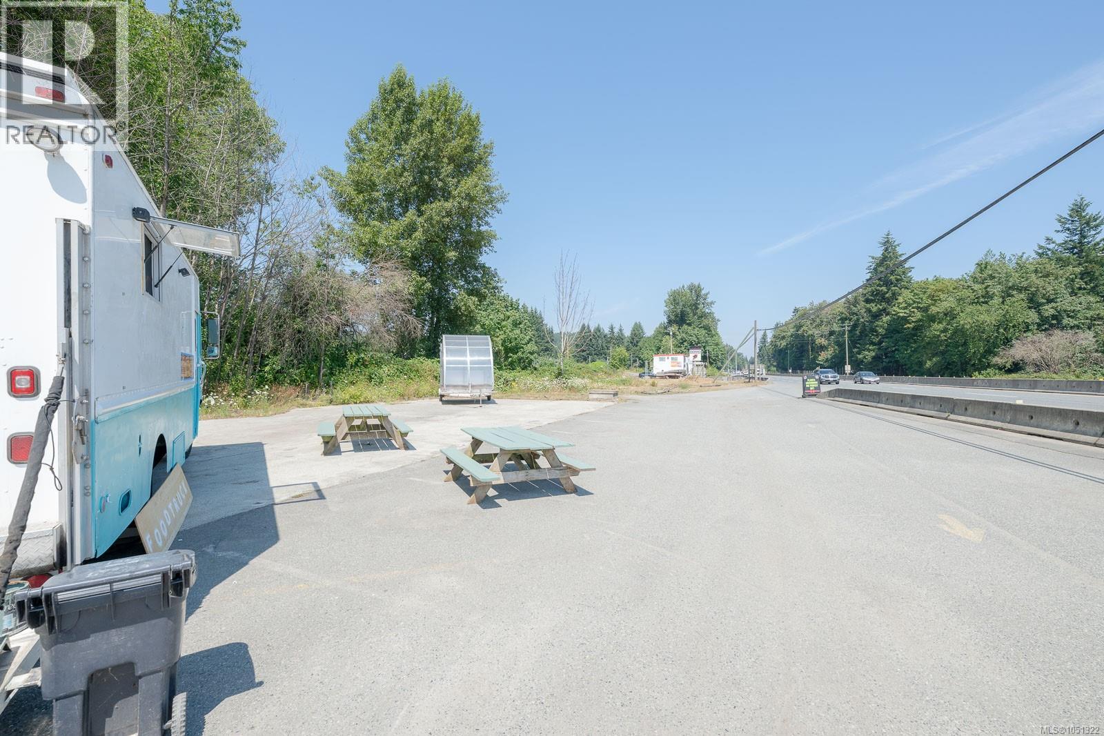 3251 Trans Canada Hwy Property Photo 12