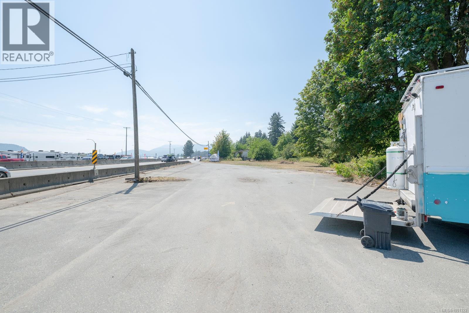 3251 Trans Canada Hwy Property Photo 14