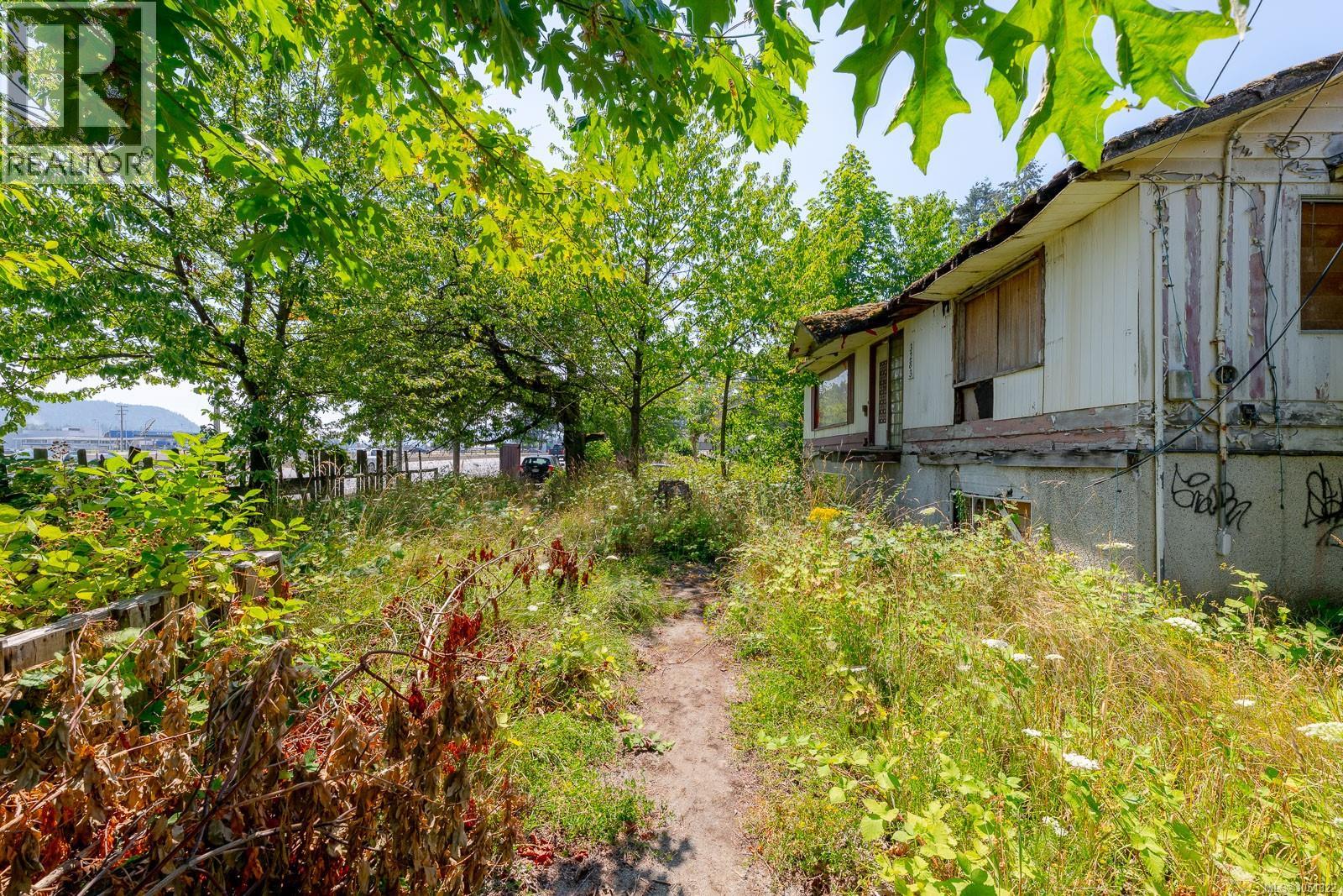 3251 Trans Canada Hwy Property Photo 24