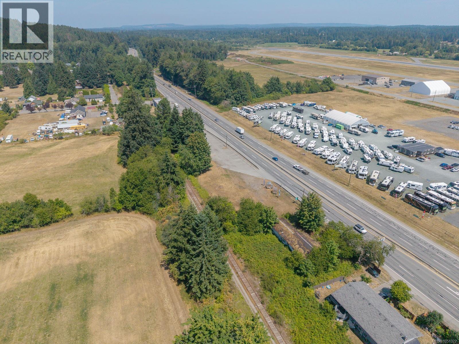 3251 Trans Canada Hwy Property Photo 28